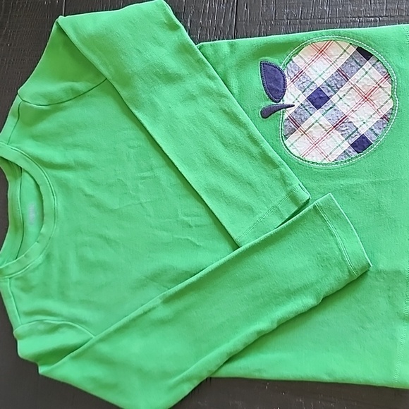 Green Kids Shirt and Jeans with Apple Patch - Picture 9 of 11